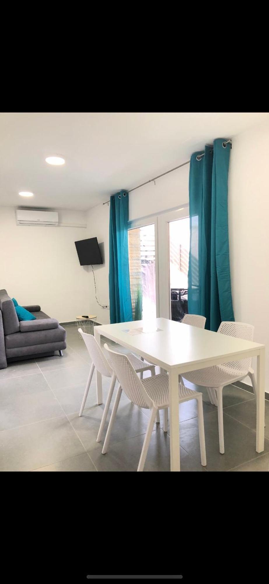 Vip Deluxe Apartment Arian Новаля Екстериор снимка